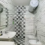 Center 4 * Tirana