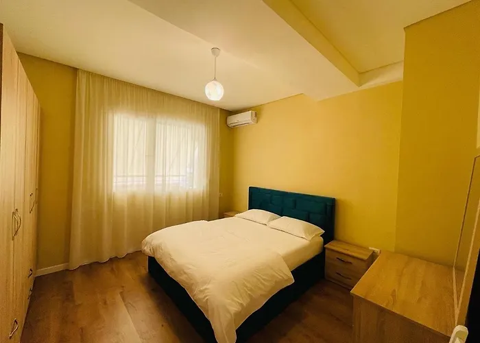 Center 4 Tirana